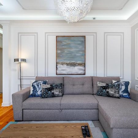 Whome | Great Location & Large Family Apartment W/Patio ลิสบอน ภายนอก รูปภาพ